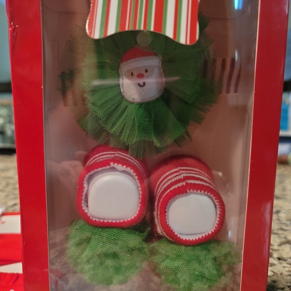 0-6 Months Christmas Bundle 🎄☃️ - Picture 4 of 7